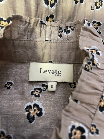 LEVETE ROOM BEIGE & BLACK FLORAL PRINT FRILLED 3/4 SLEEVED BLOUSE SIZE S