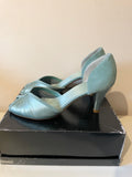 CLARKS GREEN PEEPTOE SATIN & SUEDE HEELS WITH MATCHING CLUTCH BAG SIZE 6.5/39.5