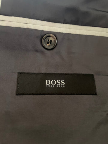 HUGO BOSS QUEEN/SHARP 100% VIRGIN WOOL DARK GREY PINSTRIPE TAILORED SUIT  SIZE 40R