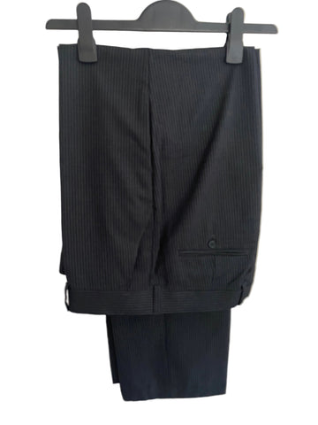 JAEGER 100% WOOL CHARCOAL PINSTRIPE TAILORED SUIT SIZE 42R /36W