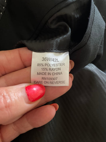 GIORGIO FERRARO BLACK TAILORED SUIT SIZE 42L /36W