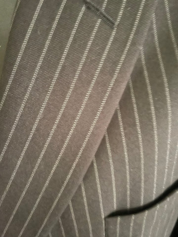 THE ESSENTIAL BLACK PINSTRIPE TAILORED JACKET SIZE 48R