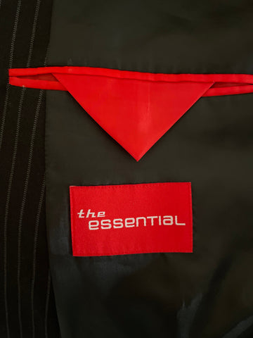 THE ESSENTIAL BLACK PINSTRIPE TAILORED JACKET SIZE 48R