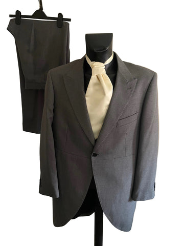 BRAND NEW TAYLOR & WRIGHT GREY MORNING SUIT & IVORY CRAVAT JACKET SIZE 46R