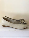 MARCO TOZZI CREAM LEATHER STUDDED FLOWER TRIM FLATS SIZE 4/37