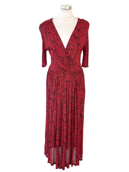 GHOST RED & BLACK PRINT SHORT SLEEVE FIT & FLARE MIDI DRESS  SIZE M