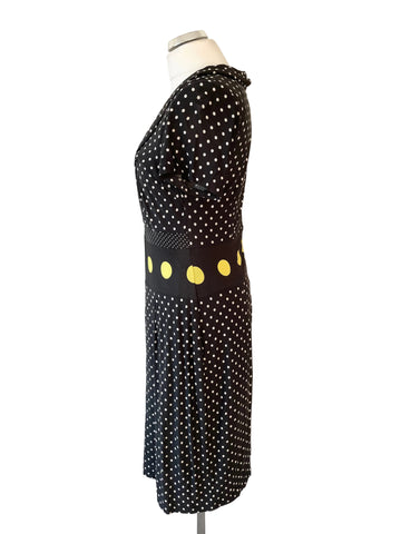 TUZZI BLACK,WHITE & YELLOW SPOT SHORT SLEEVE DRESS SIZE 14