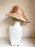 NIGEL RAYMENT COUTURE PEACH & WHITE FLOWER & FEATHER TRIM SHAPED WIDE BRIM FORMAL HAT