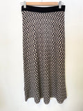 REISS GABRIELLA BLACK & BEIGE ZIG ZAG KNIT A-LINE MIDI SKIRT SIZE S