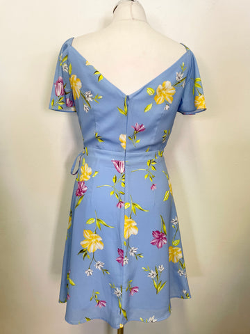 BRAND NEW FRENCH CONNECTION LIGHT BLUE FLORAL PRINT A LINE WRAP DRESS SIZE 8