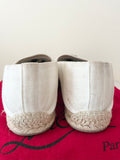 CHRISTIAN LOUBOUTIN WHITE CANVAS EMBROIDERED CREST FROST ESADRILLE FLATS SIZE 6/39