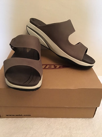 BRAND NEW IN BOX MBT TABIA MILITARY LEATHER SLIP ON MULE SANDALS SIZE 5/38