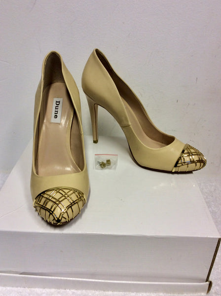 DUNE NUDE/BLONDE PATENT & GOLD TRIM HEELS SIZE 7/40
