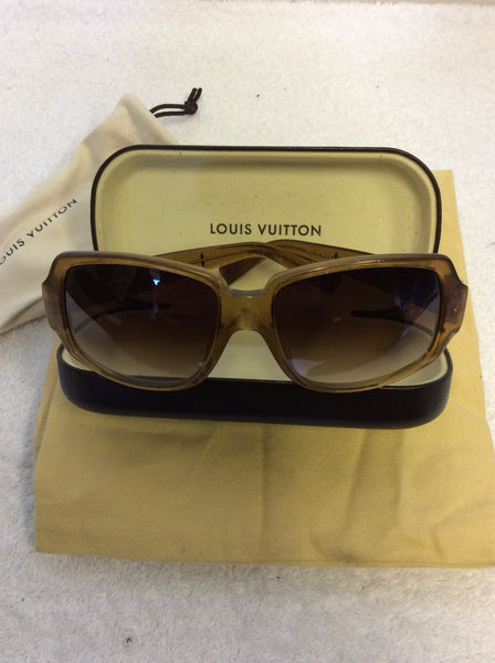 LOUIS VUITTON HONEY BROWN OBSESSION CARRE SUNGLASSES