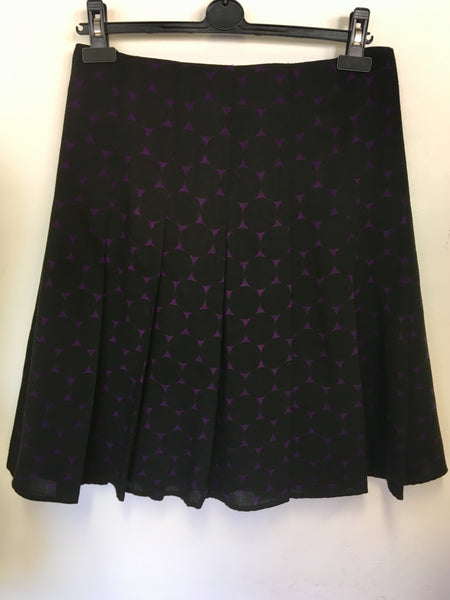 HOBBS BLACK & PURPLE SPOT PLEATED WOOL SKIRT SIZE 10