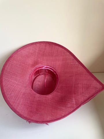 BRAND NEW UNBRANDED PINK BOW & FEATHER TRIM WIDE SHAPED BRIM FORMAL HAT