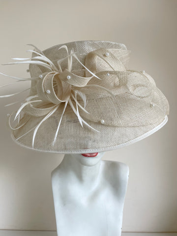 UNBRANDED CREAM & IVORY FEATHER PEARL BEADED BOW TRIM FORMAL HAT
