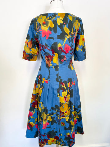 TOAST BLUE FLORAL PRINT SHORT SLEEVE FIT & FLARE DRESS SIZE 6/8