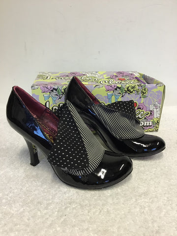IRREGULAR CHOICE MUTINY BLACK PATENT LEATHER WITH COTTON PANEL TRIM HEELS SIZE 6/39