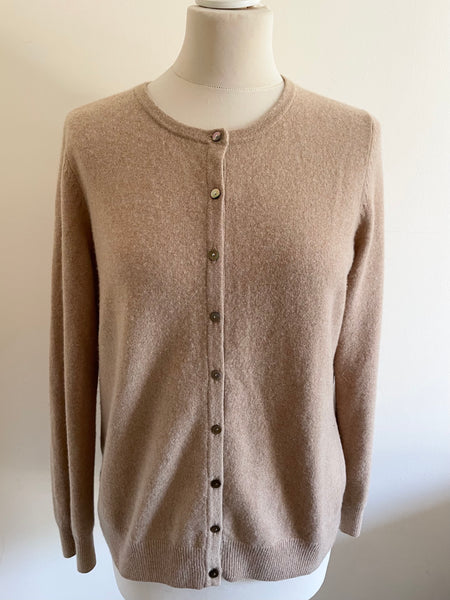 UNBRANDED 100% CASHMERE CAMEL LONG SLEEVED CARDIGAN SIZE L