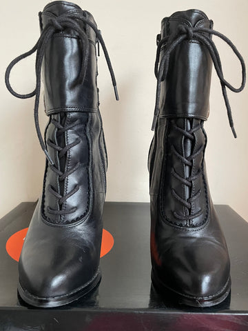 KAREN MILLEN BLACK LEATHER LACE UP & BUCKLE TRIM HEELED SHORT BOOTS SIZE 4/37