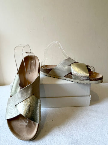 OYSHO SILVER & GREY PEARL LEATHER SLIDER MULES SIZE 7/40