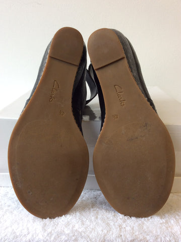 CLARKS BLACK LEATHER PEEPTOE WEDGE HEEL SANDALS SIZE 4.5/37.5