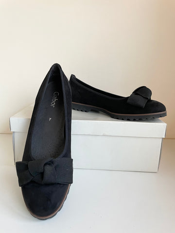 BRAND NEW GABOR BLACK SUEDE BOW TRIM FLATS SIZE 7/40