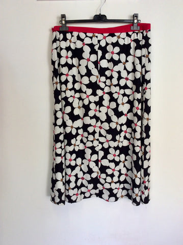 JACQUES VERT FLORAL PRINT SKIRT & MATCHING CLUTCH/ SHOULDER BAG SIZE 18