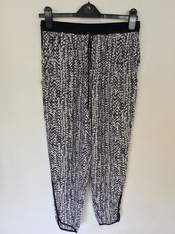 WHISTLES NAVY BLUE & WHITE PRINT ELASTICATED DRAWSTRING TIE TROUSERS SIZE 8