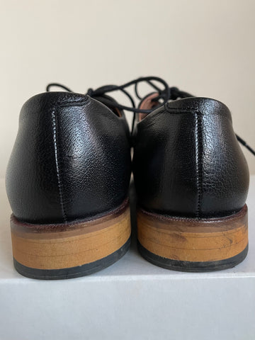 CLARKS BLACK LEATHER LACE UP SHOES SIZE 7/40