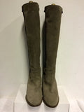 LIGHT BROWN SUEDE KNEE LENGTH HEELED BOOTS SIZE 5/38