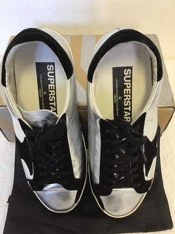 BRAND NEW GOLDEN GOOSE SUPERSTAR SILVER METALLIC & BLACK SUEDE TRIM TRAINERS SIZE 7.5/41 BUT FIT UK 7
