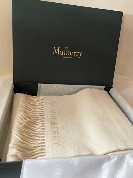 BRAND NEW IN BOX MULBERRY CREAM & BEIGE REVERSIBLE 100% LAMBSWOOL FRINGED SCARF
