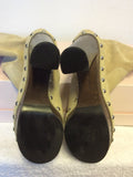 BRAND NEW MICHAEL KORS BEIGE SUEDE STUD TRIM PLATFORM BOOTS SIZE 7/40