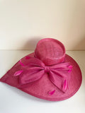 BRAND NEW UNBRANDED PINK BOW & FEATHER TRIM WIDE SHAPED BRIM FORMAL HAT