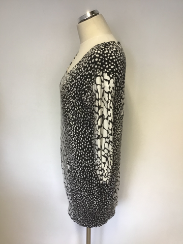 REISS BLACK & WHITE CROC PRINT 3/4 SLEEVE LONG KNIT JUMPER SIZE M