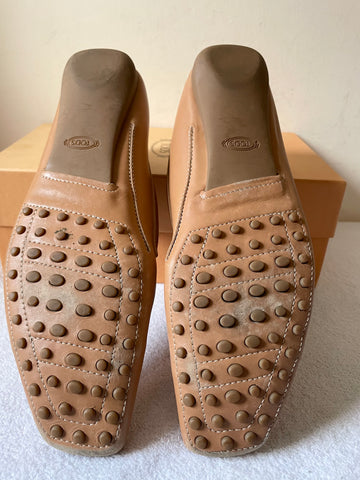 TODS CAMEL LEATHER FLATS SIZE 6.5/39.5