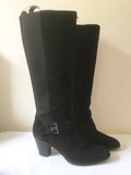 MARKS & SPENCER BLACK SUEDE BUCKLE TRIM ELASTICATED STRETCH KNEE LENGTH BOOTS SIZE 8/42