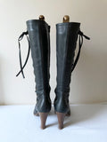 MARC JACOBS DARK GREY LEATHER LACE UP KNEE LENGTH HEELED BOOTS SIZE 6/39