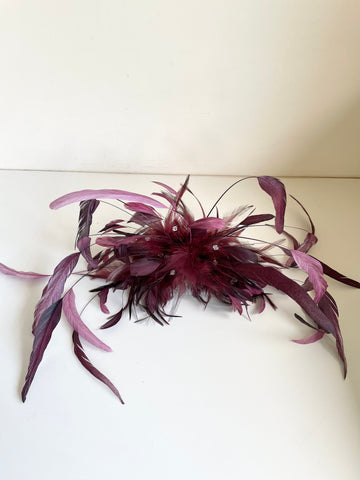 TAILOR MADE PLUM FEATHER & GLASS BEAD TRIM FASCINATOR ON COMB