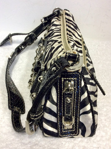 GUESS BLACK & SILVER PRINT SHOULDER BAG