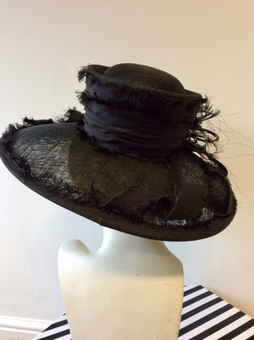 VICTORIA ANN BLACK & WHITE FEATHER TRIM WIDE BRIM FORMAL HAT