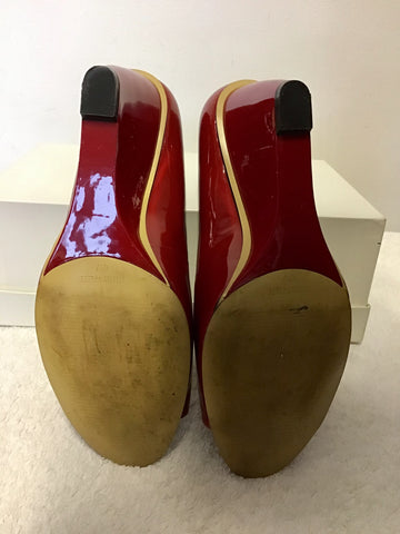 NINE WEST RED PATENT LEATHER PEEP TOE WEDGE HEELS SIZE 6/39