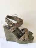 STUART WEITZMAN KHAKI TEXTILE WEAVE & LEATHER WEDGE HEEL SANDALS SIZE 7/40