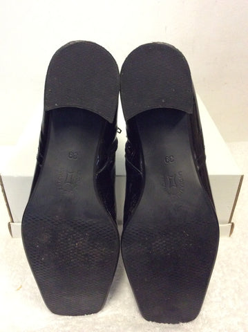 RELAXSHOE BLACK PATENT LEATHER SHOE BOOTS SIZE 6/39