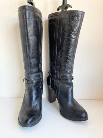 RIVER ISLAND BLACK LEATHER & GOLD TRIM HEELED BOOTS SIZE 7/40