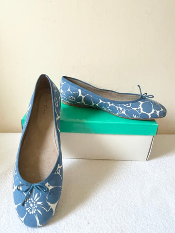 BRAND NEW BODEN BLUE FLORAL PRINT CANVAS & LEATHER BALLERINA FLATS SIZE 7.5/41