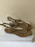 RALPH LAUREN TAUPE LEATHER  & GOLD TRIM TOE POST SANDALS SIZE 3/35.5