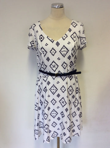 BRAND NEW BRAVISSIMO LUCY WHITE & NAVY PRINT DRESS SIZE 14 CURVY